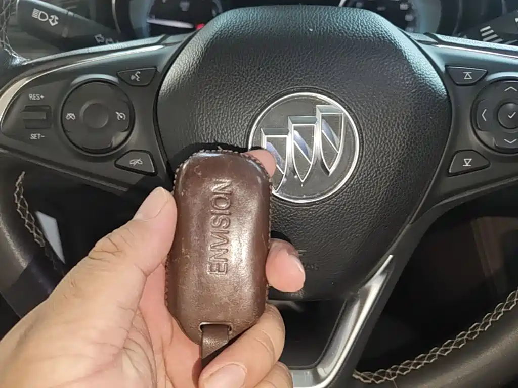 Фото 9 - Buick Envision Plus