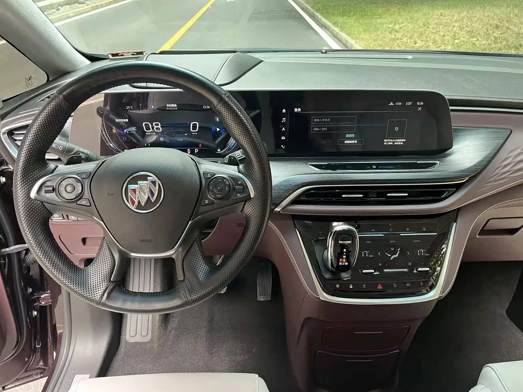 Photo 22 - Buick GL8