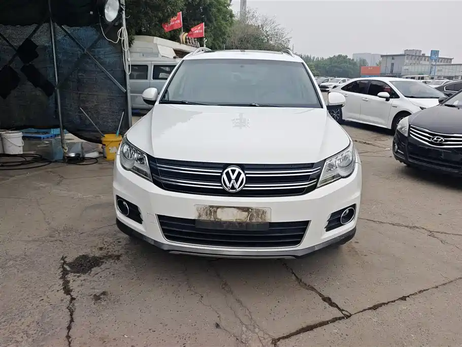 Volkswagen Tiguan 2012 2.0TSI Automatic 4WD Elite Edition фото 2