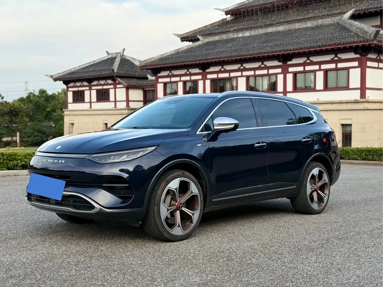 Denza X 2020