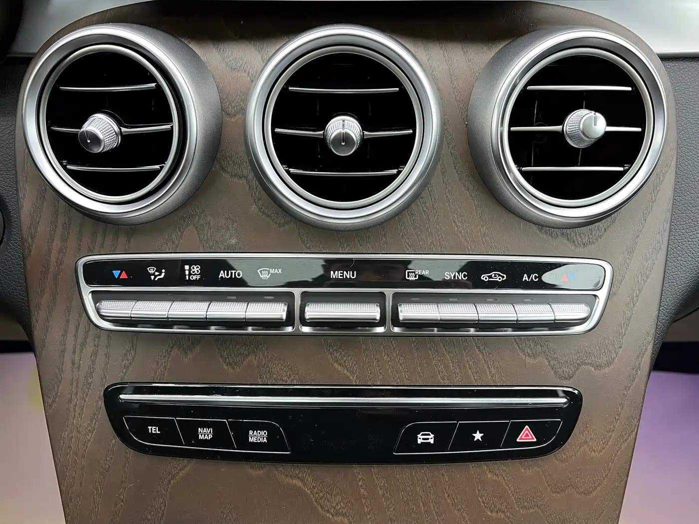 Mercedes-Benz GLC 2020 Facelift GLC 260 L 4MATIC Luxury фото 26