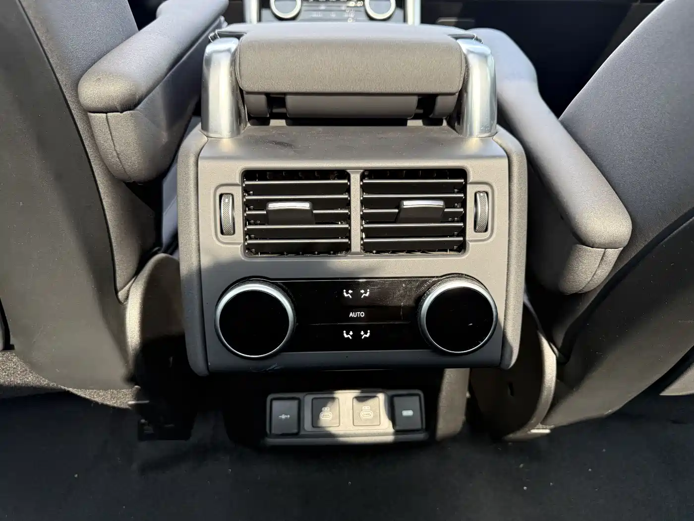 LAND ROVER DISCOVER
