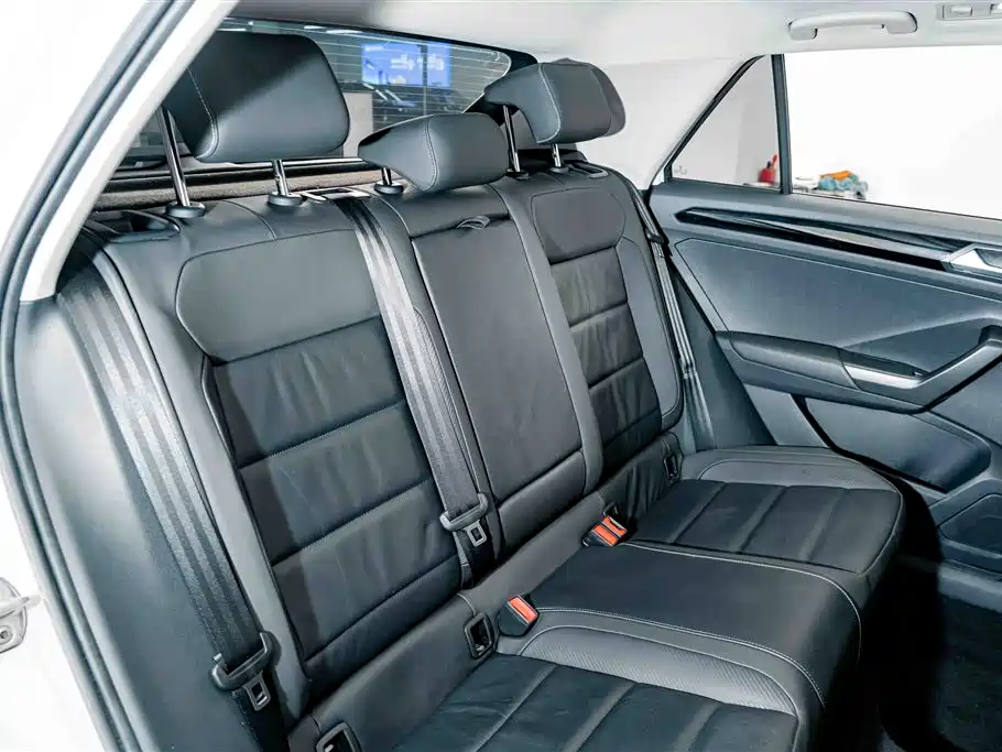 Volkswagen T-Roc, миниатюра 21