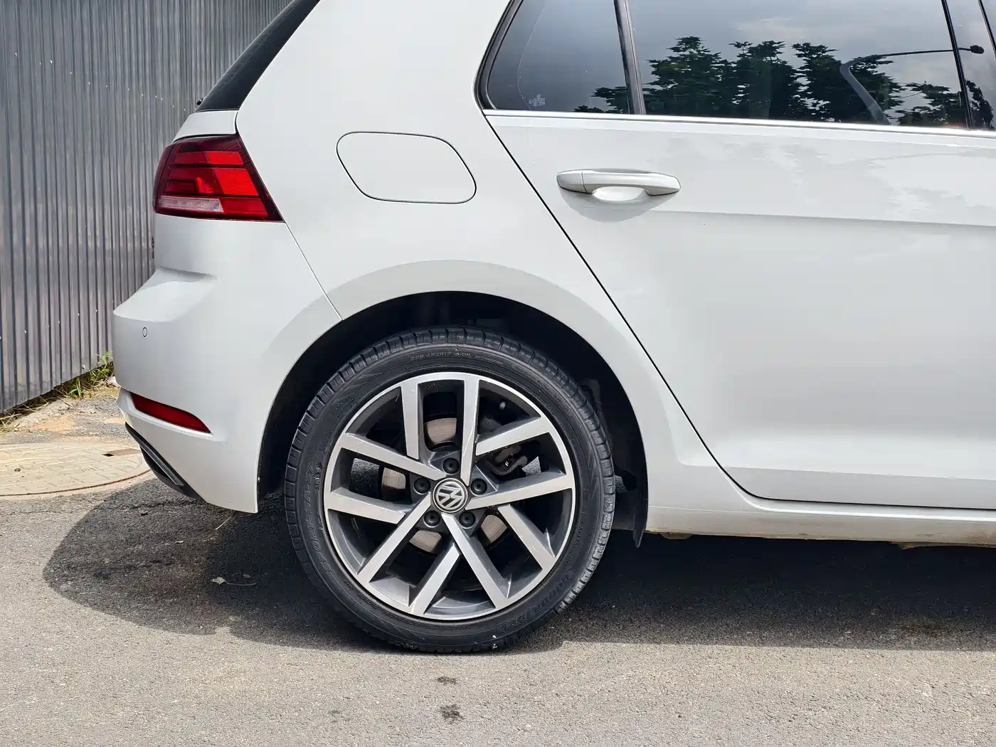 Volkswagen Golf 2020 200TSI DSG Comfort фото 5