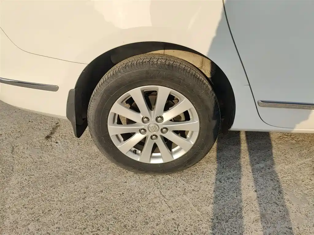 Buick GL8 2018 28T Luxury Model China VI фото 26