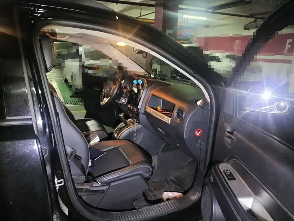 Jeep Compass (Import) 2015 2014 Facelift 2.4L 4WD Comfort Edition