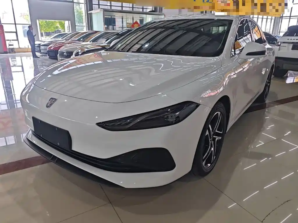 Roewe D7 2024 2023 DMH 125km Beyond Edition