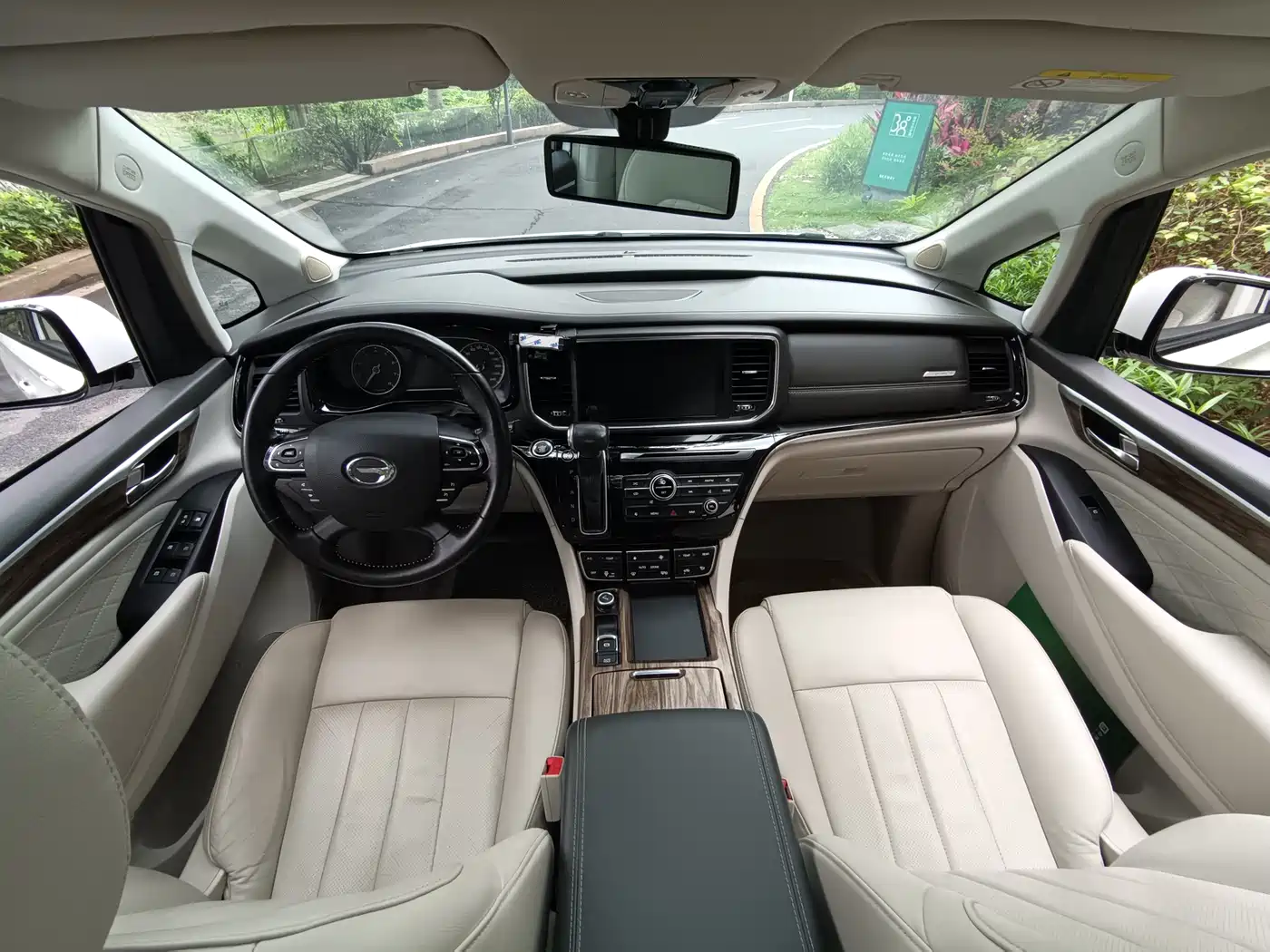 GAC Trumpchi Trumpchi M8 2018 320T Premium Edition фото 13