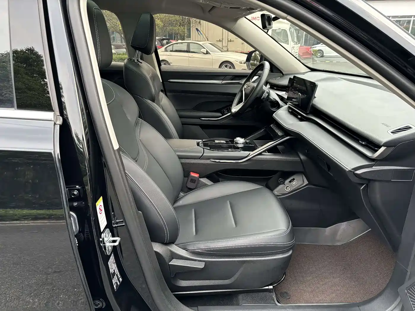 Photo 15 - Haval H6