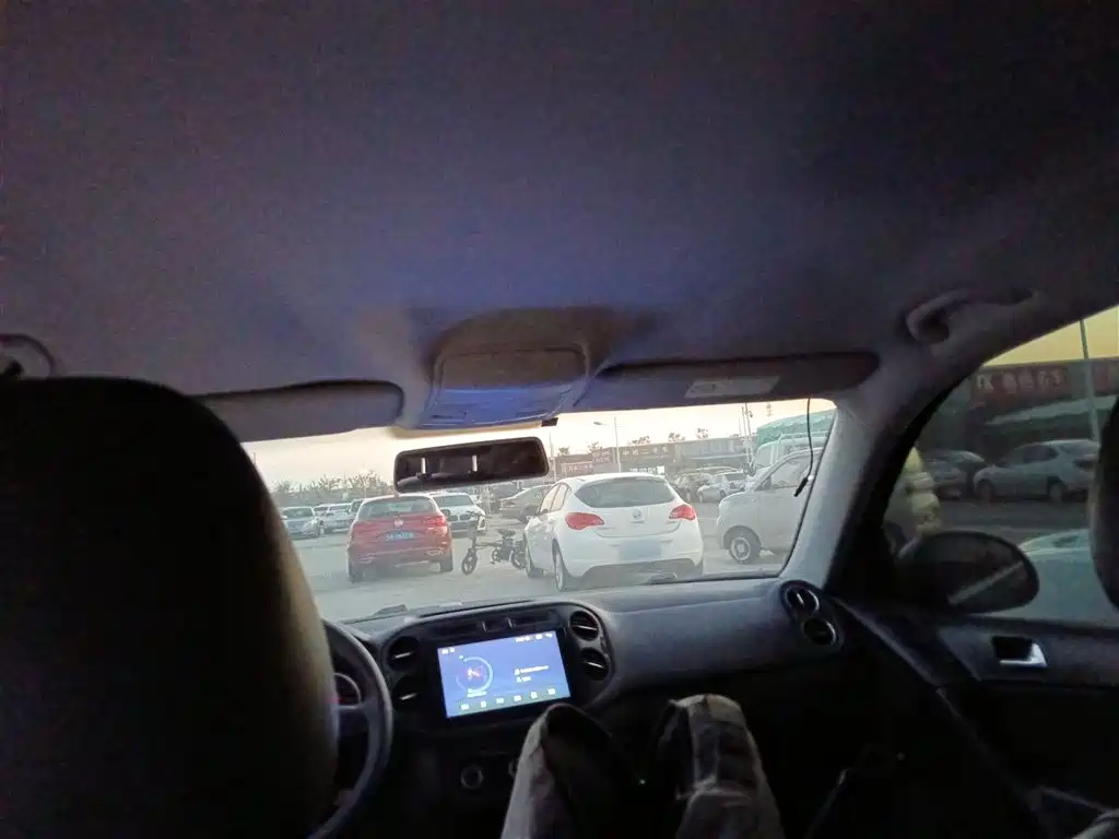 Volkswagen Tiguan 2015 1.8TSI Automatic 2WD Trendline фото 15