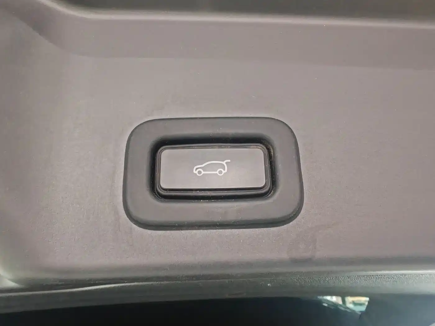 Land Rover Range Rover Evoque 2021 Range Rover Evoque L 249PS R-Dynamic First Edition Launch Edition фото 28