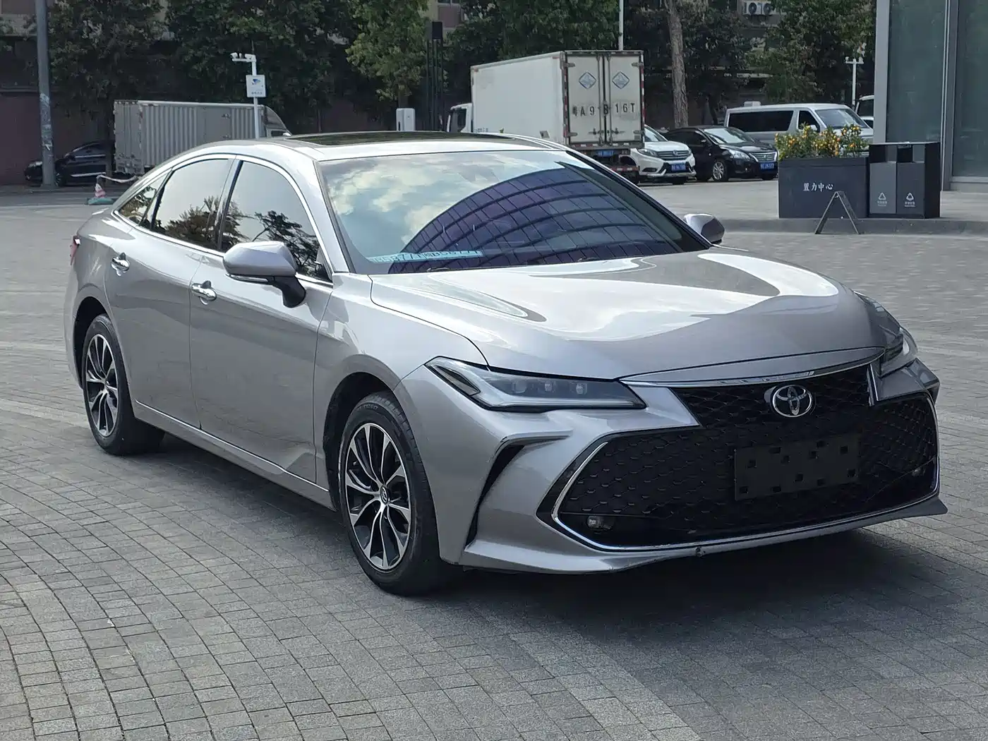 Toyota Avalon 2022 2.5L Luxury Edition фото 3