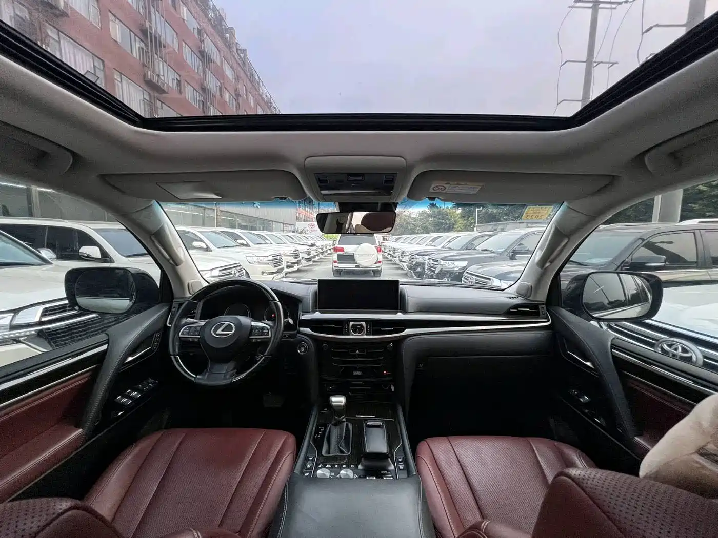 Lexus LX 2019 570 Prestige Luxury Edition фото 7