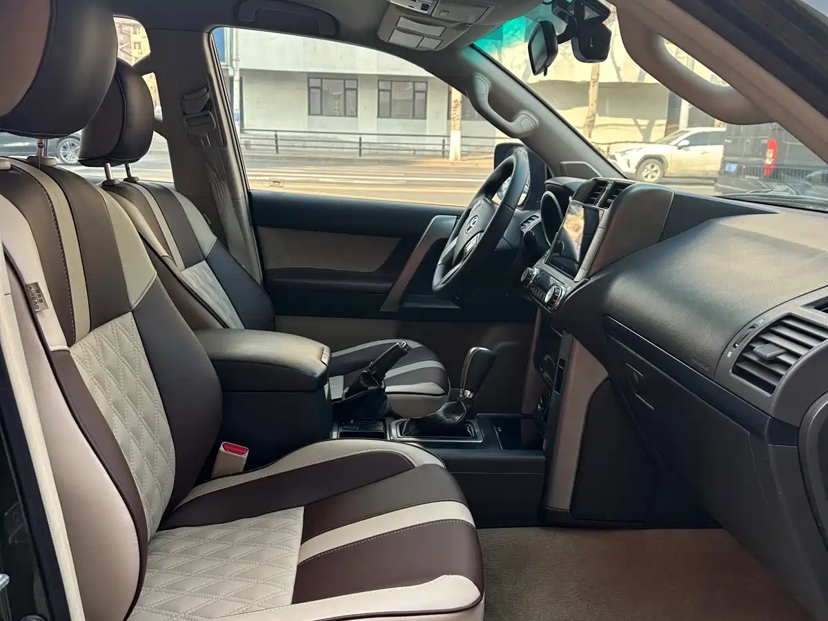 Toyota Prado (Import) 2010 2.7L Automatic Standard фото 5
