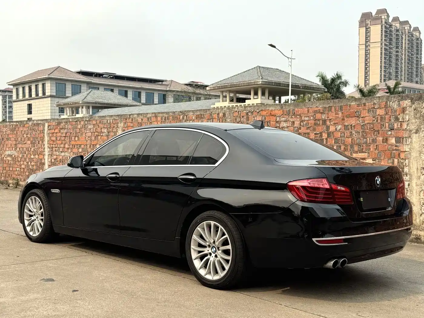BMW 5 Series 2014 525Li Luxury Design Package фото 17