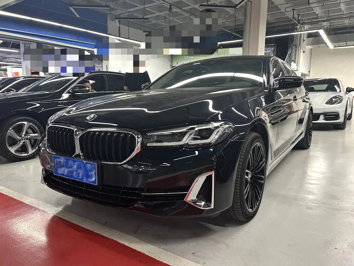 BMW BMW 5 Series 2023 530Li Leading Luxury Package