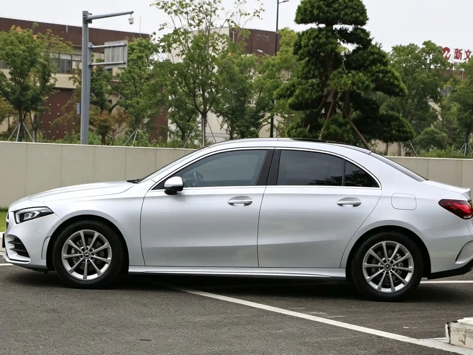 Фото 17 - Mercedes-Benz A-Class