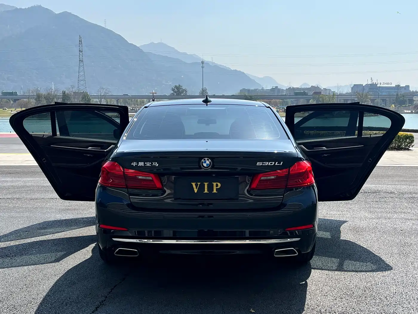 BMW 5 Series 2020 530Li Leading Luxury Package фото 10