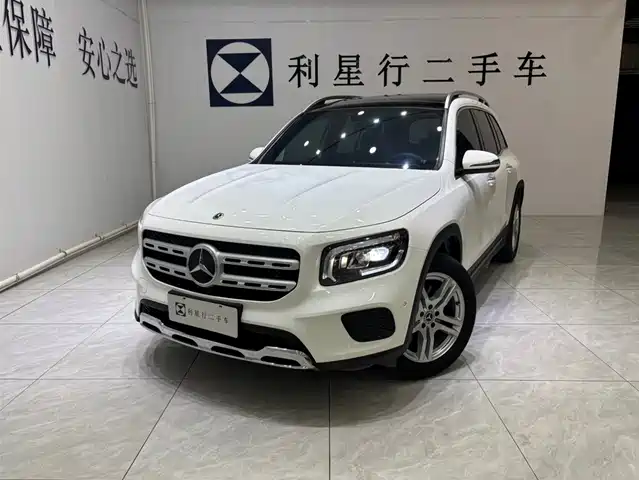MERCEDES-BENZ GLB