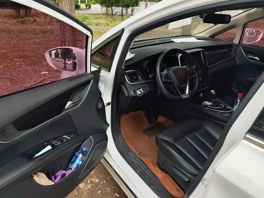 BYD Song MAX 2017 1.5T Auto Smart Luxury 7-Seater фото 13