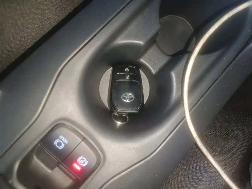 Toyota Corolla Cross 2022 2.0L Elite Edition фото 11