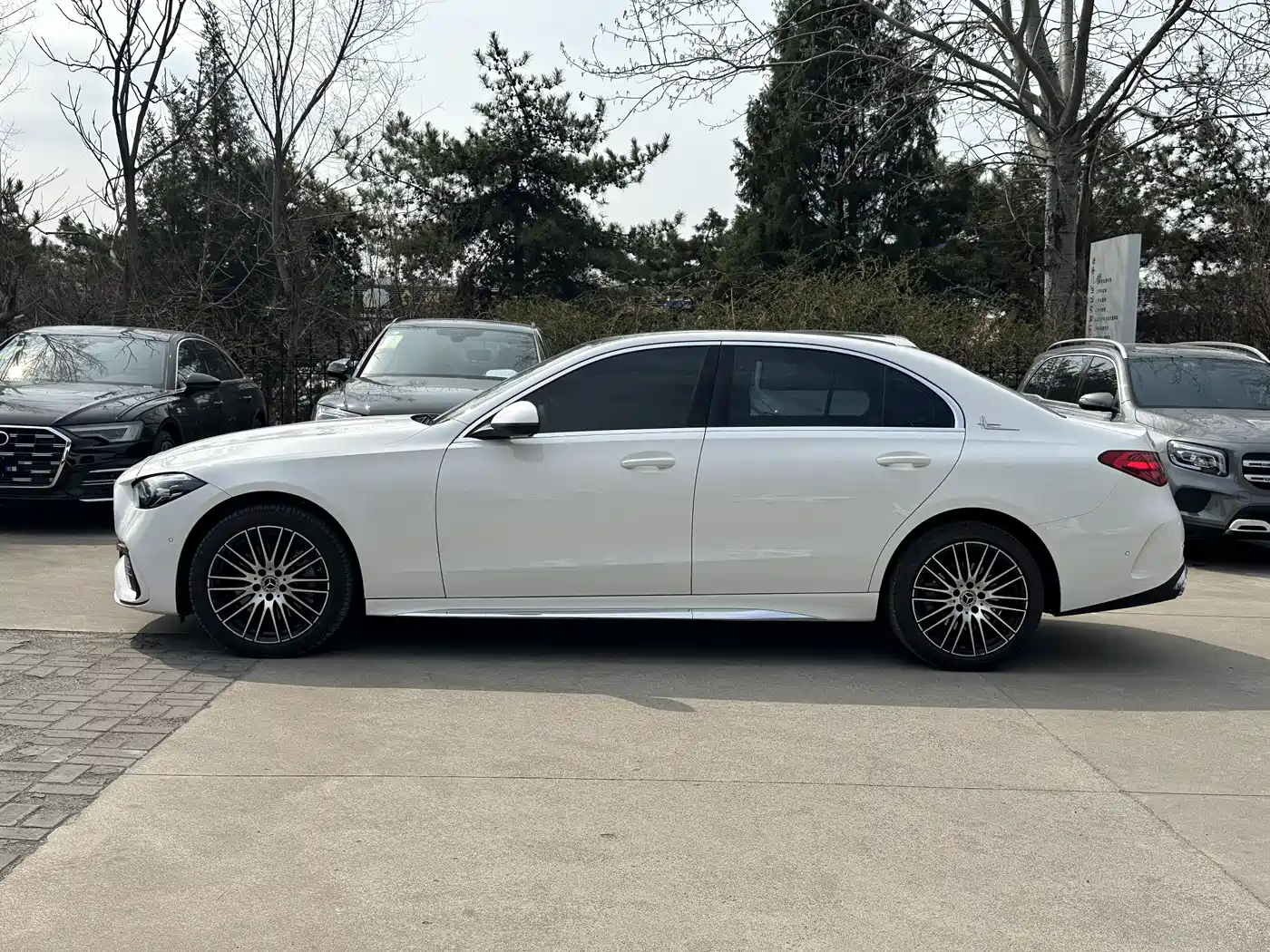 Mercedes-Benz C-Class 2024 C 260 L Sport фото 8
