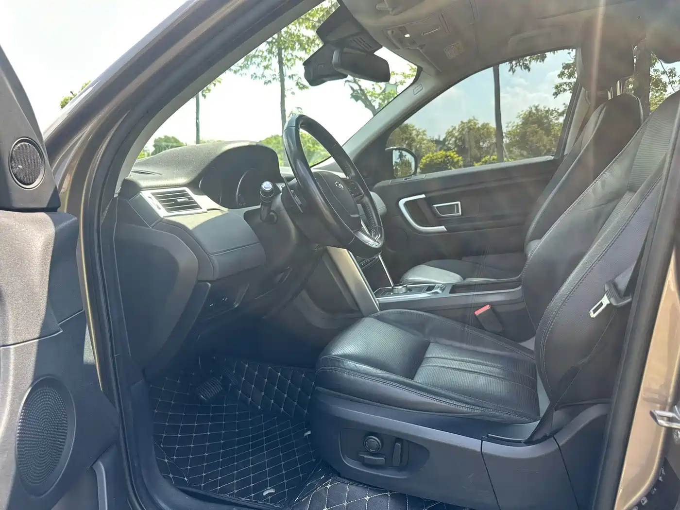 Фото 4 - Land Rover Discovery Sport