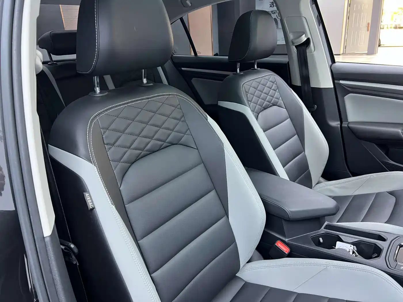 Volkswagen Bora 2023 280TSI DSG Prestige Edition фото 21