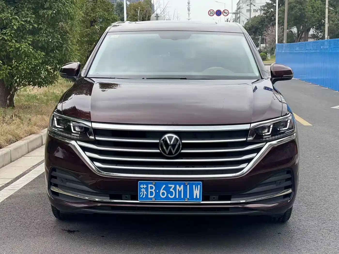 Volkswagen Viloran 2020 330TSI Luxury Edition фото 2