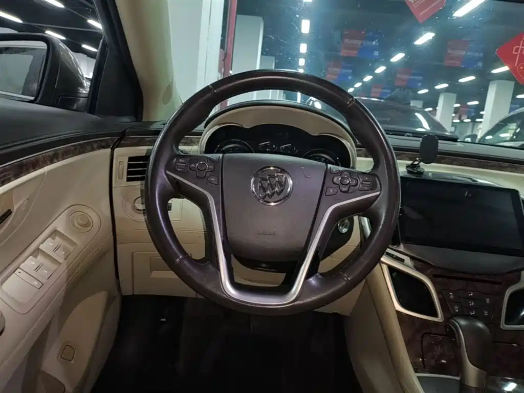 Buick LaCrosse 2013 2.4L SIDI Leading Comfort фото 11
