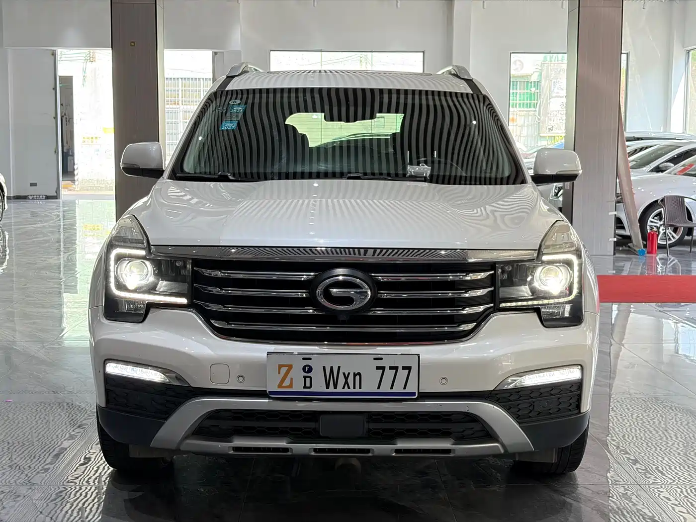 GAC Trumpchi Trumpchi GS8 2017 320T 2WD Luxury Edition (7-Seater) фото 3