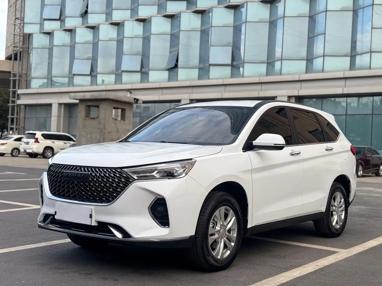 Фото 1 - Haval M6