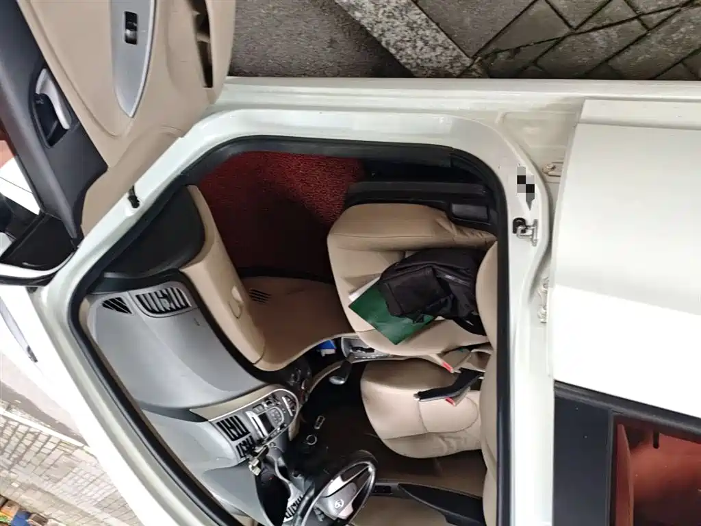 Hyundai Verna 2014 1.4L Automatic Smart GLS фото 20