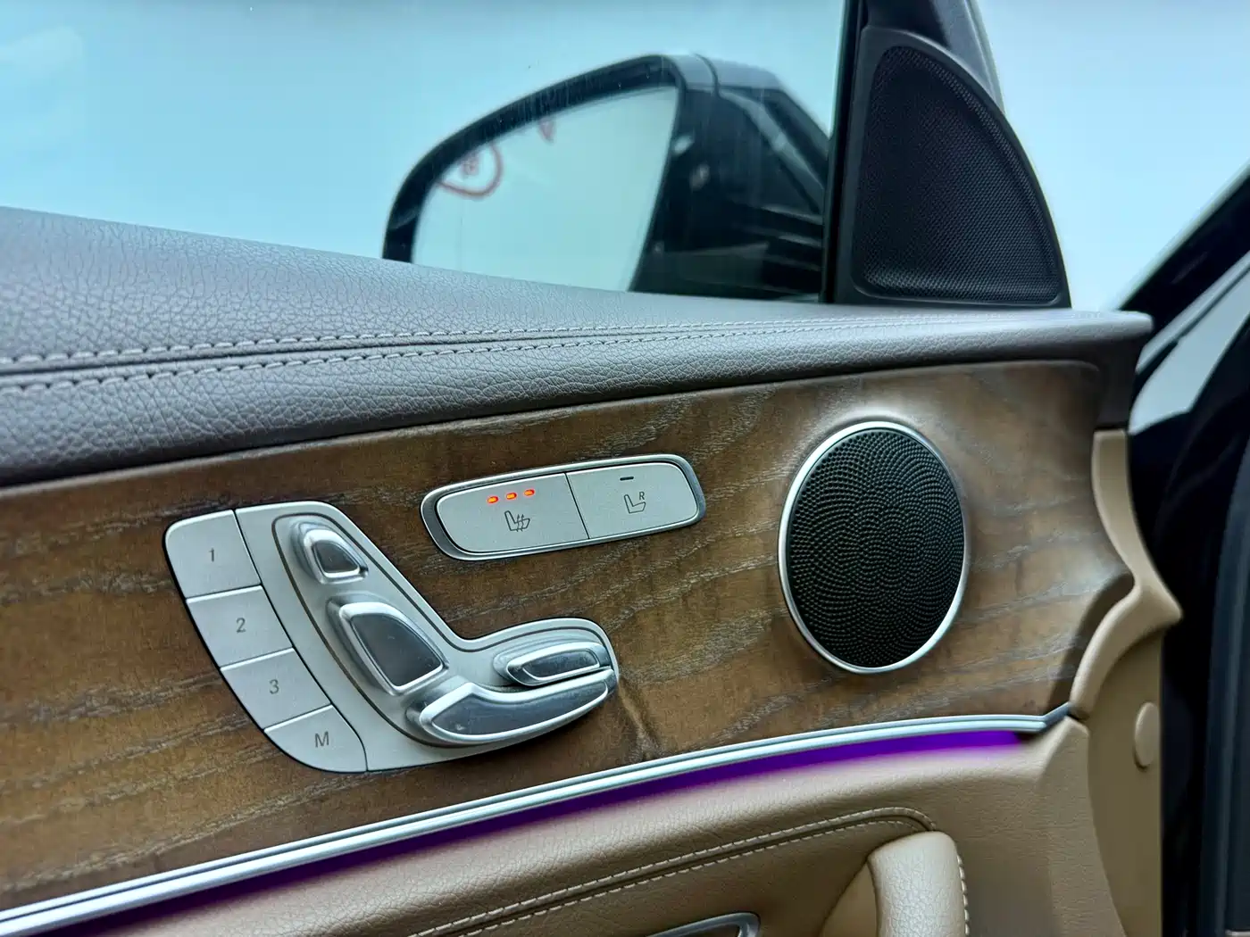 Mercedes-Benz E-Class 2017 E 300 L Luxury фото 15
