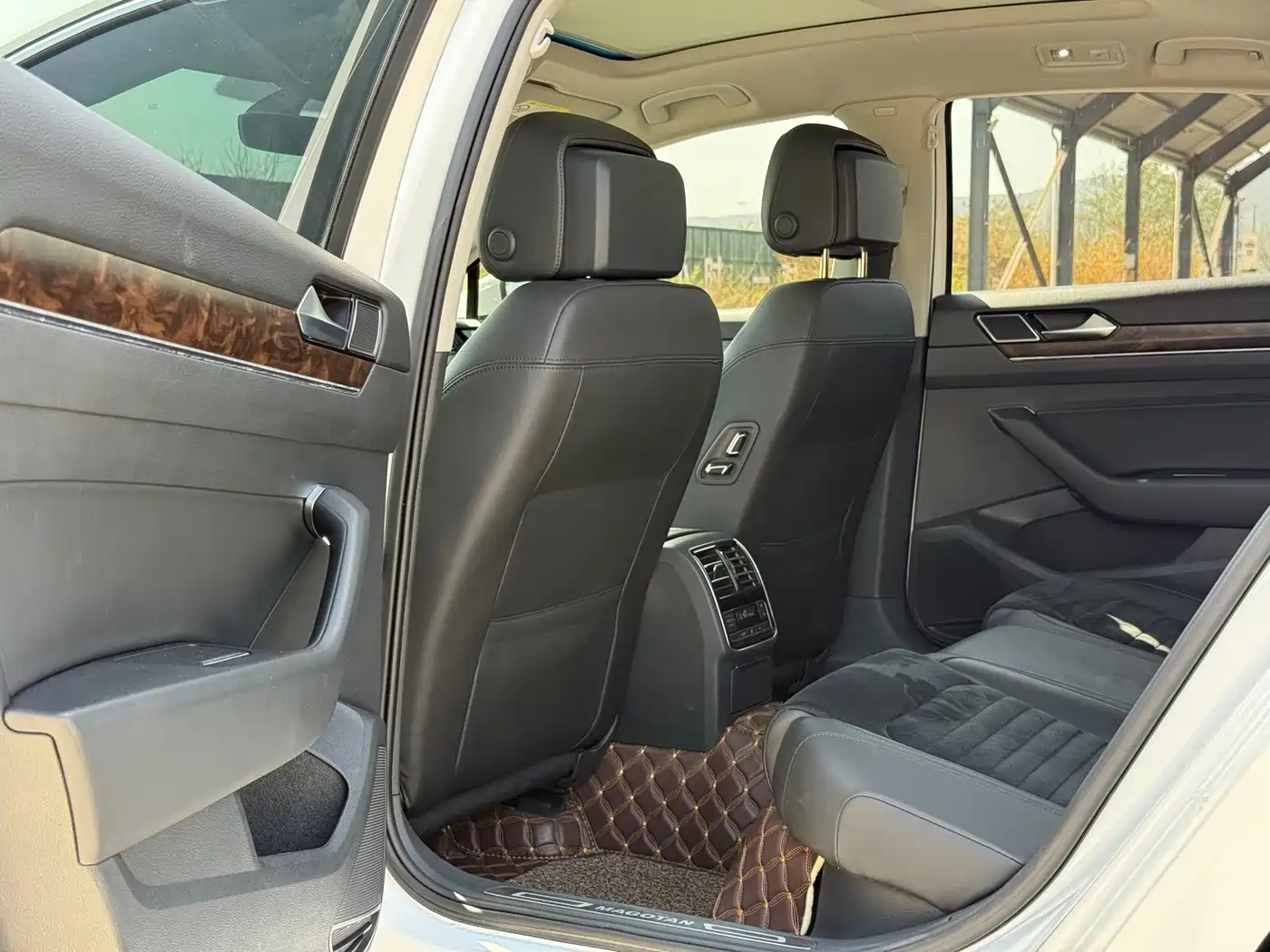 Volkswagen Magotan 2018 330TSI DSG Luxury фото 23