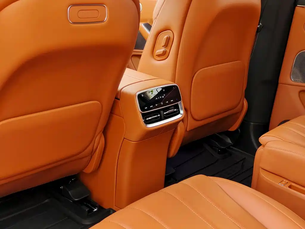 AITO Wenjie AITO M7 2026 2026 Extended Range Base Model 6-Seater