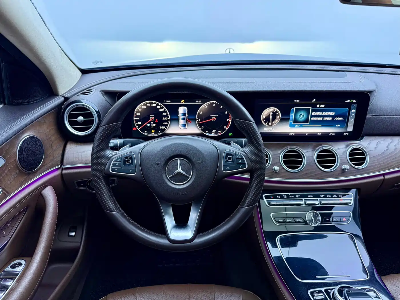 Mercedes-Benz E-Class 2017 E 300 L Luxury фото 10