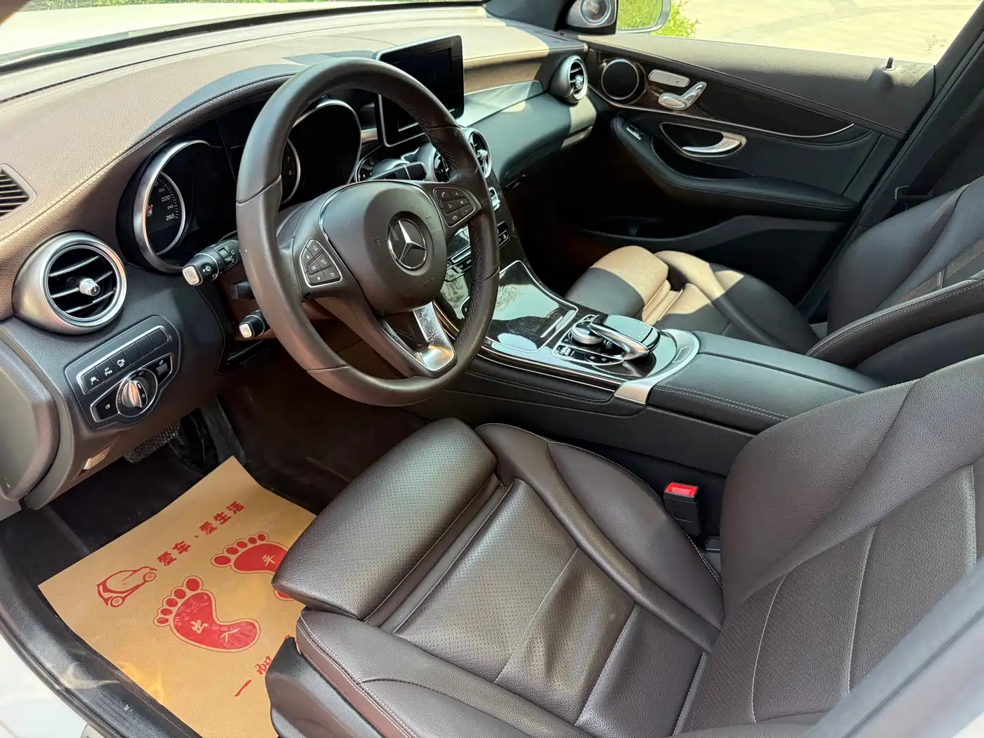 Mercedes-Benz GLC 2019 GLC 260 L 4MATIC Luxury фото 6