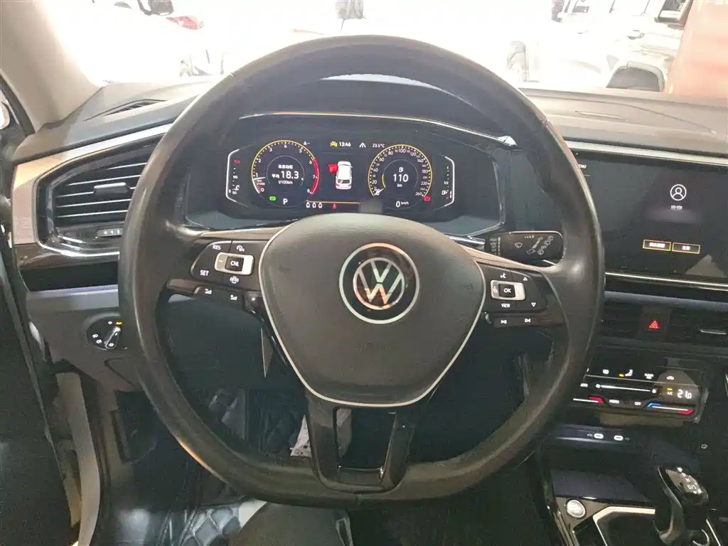 Volkswagen Tayron 2021 330TSI 2WD Luxury Smart Connect Edition фото 7