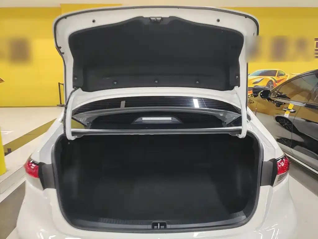 Toyota Levin 2025 2024 Smart Hybrid 1.8L Leading Edition