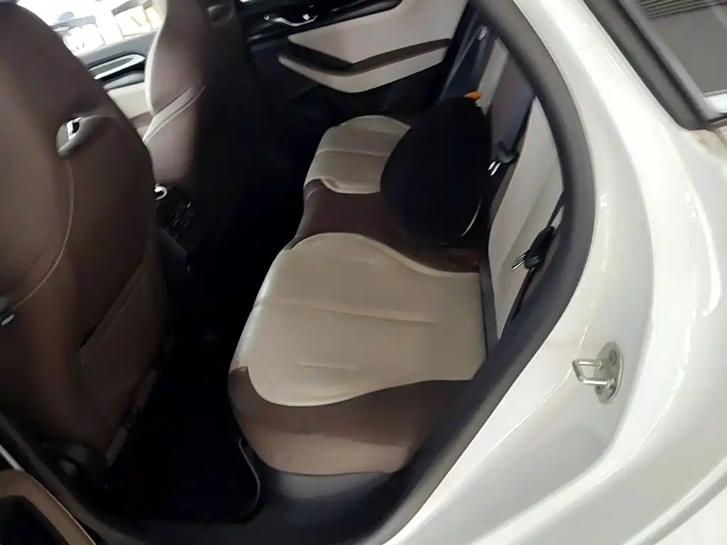 Фото 17 - BYD Qin PLUS