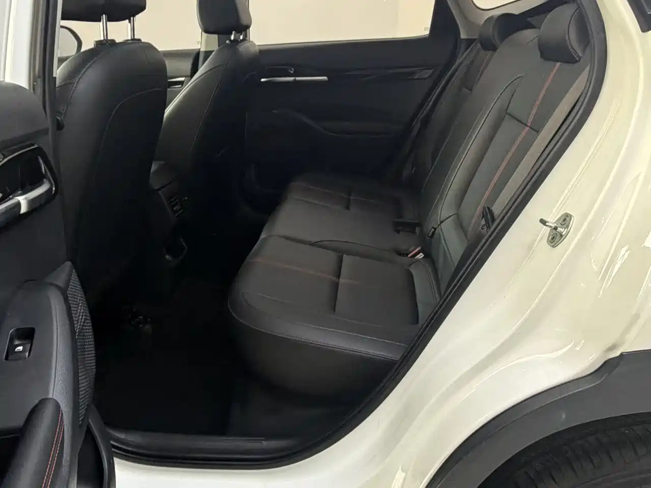 Kia KX3 Smart Run 2021 1.5L CVT Fashion Edition фото 10