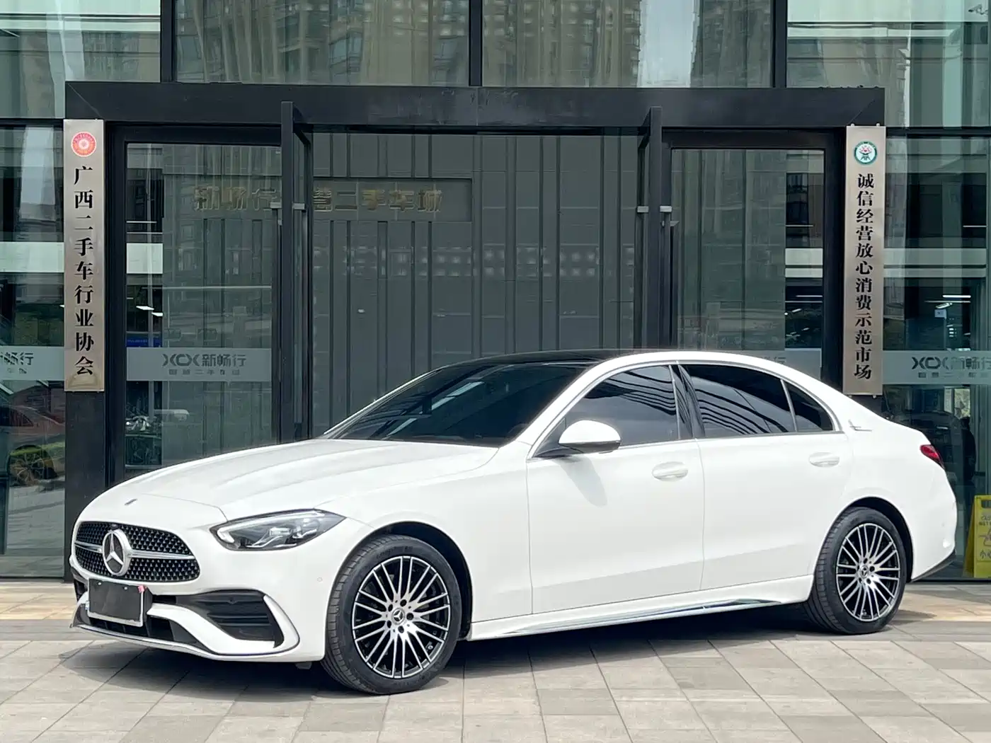 MERCEDES-BENZ CLASS C