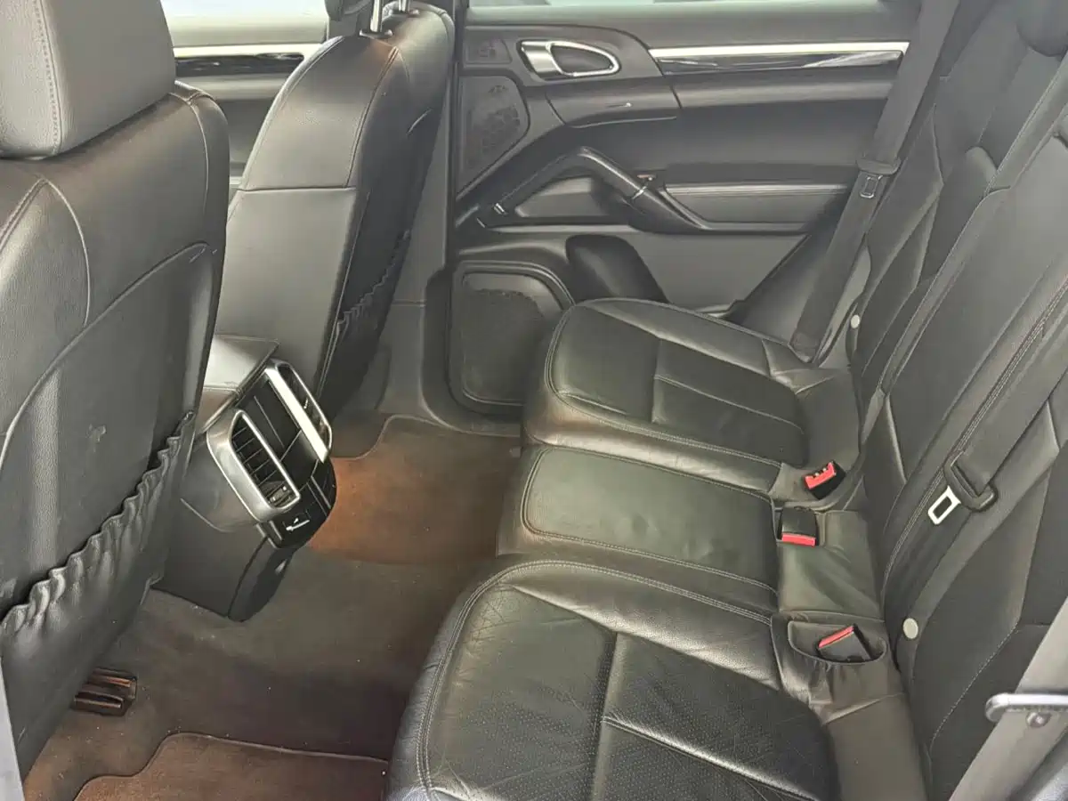 Porsche Cayenne 2011 Cayenne 3.0T фото 4