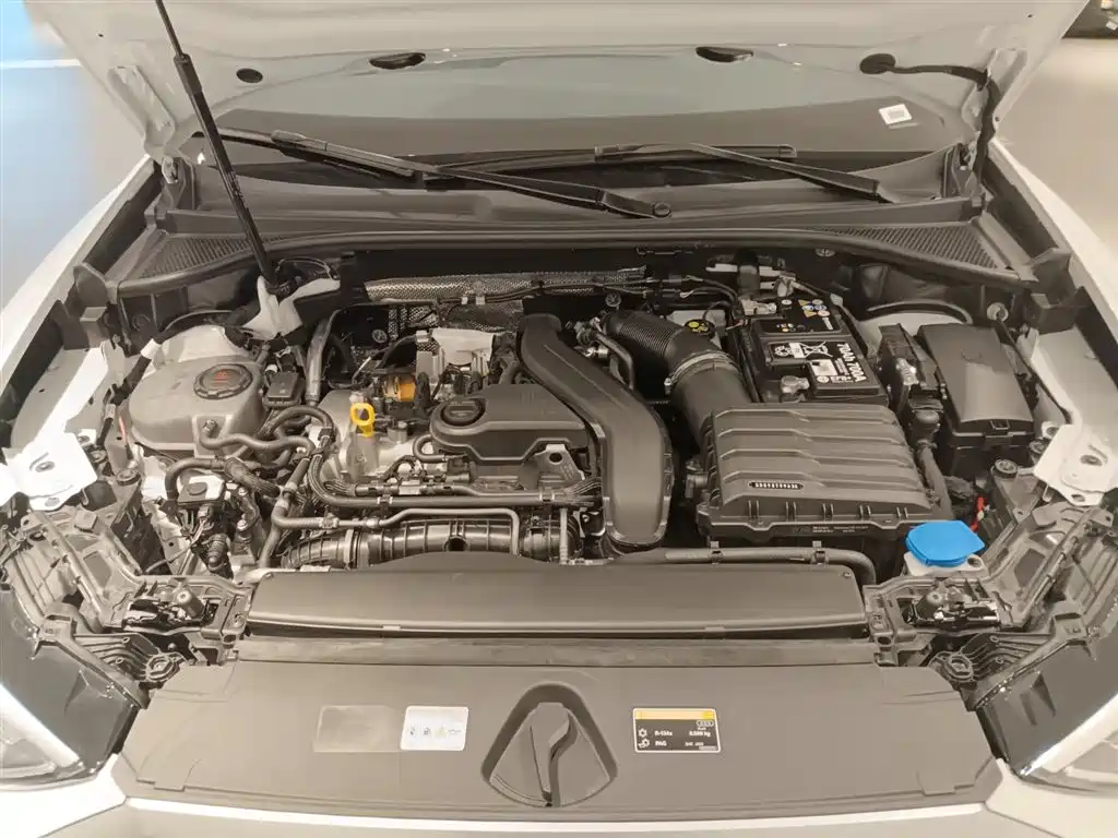 Audi Q3 2024 35 TFSI Fashion Sport фото 9
