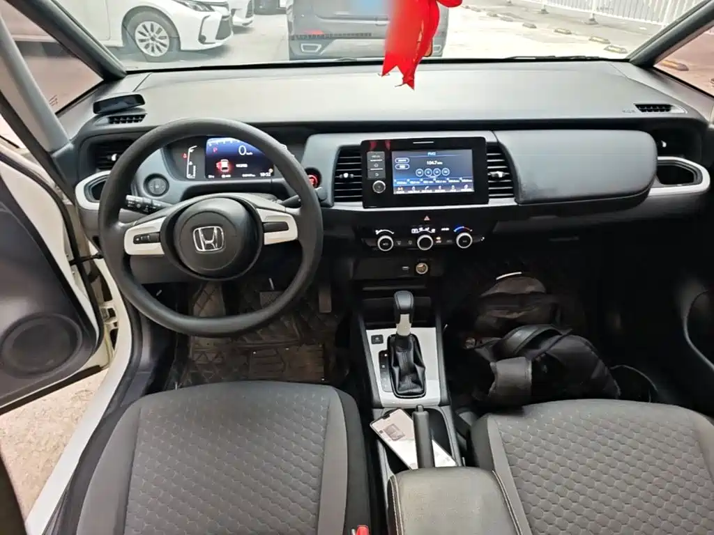 Фото 10 - Honda Fit