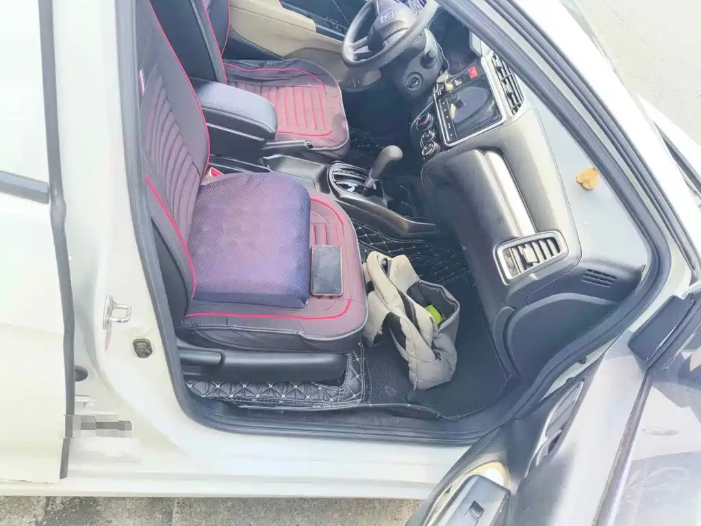 Honda Greiz 2016 2016 1.5L CVT Classic Edition