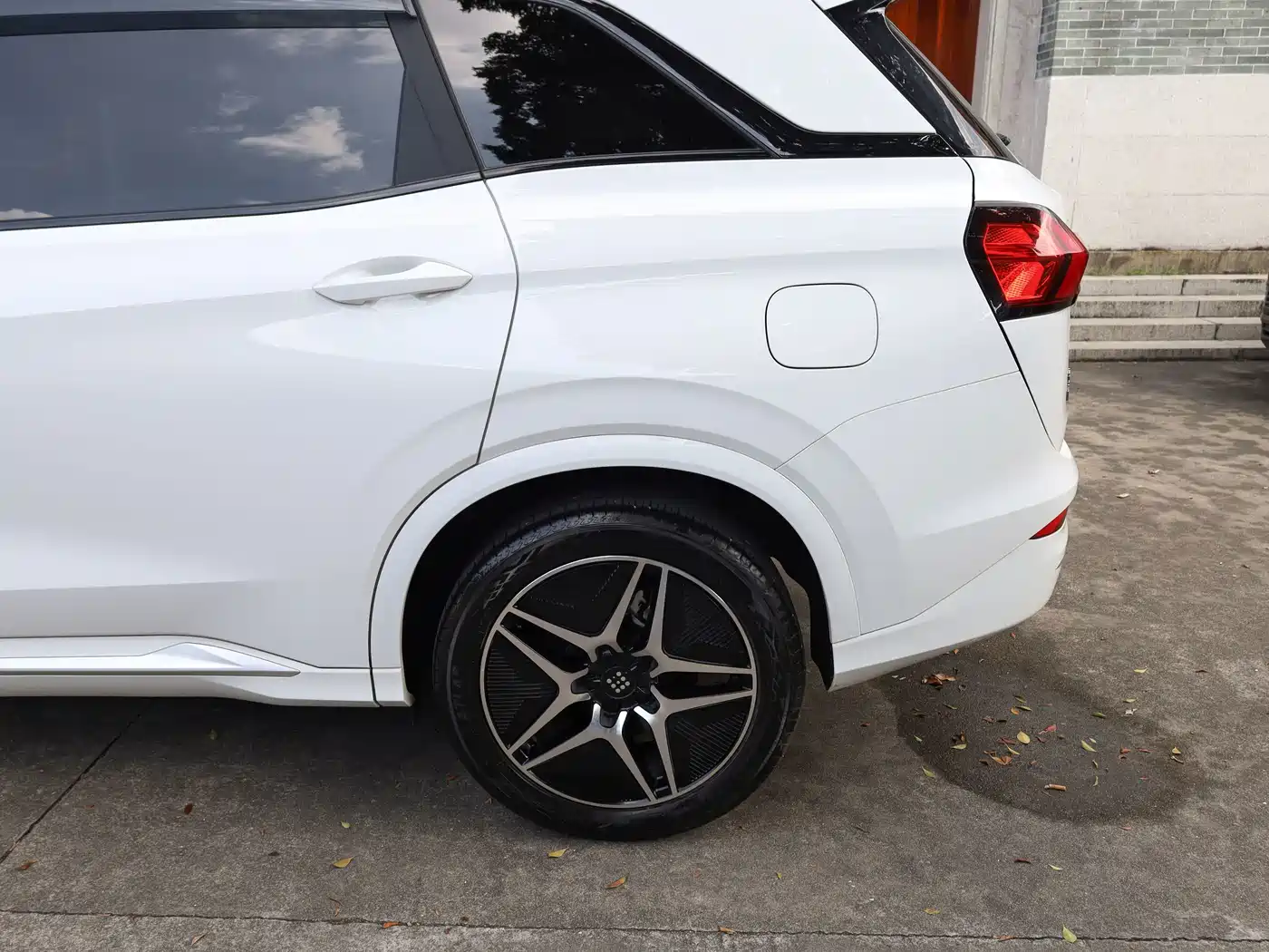 Landian E5 2024 2024 Glory Edition 100KM Ultimate Type 7-Seater