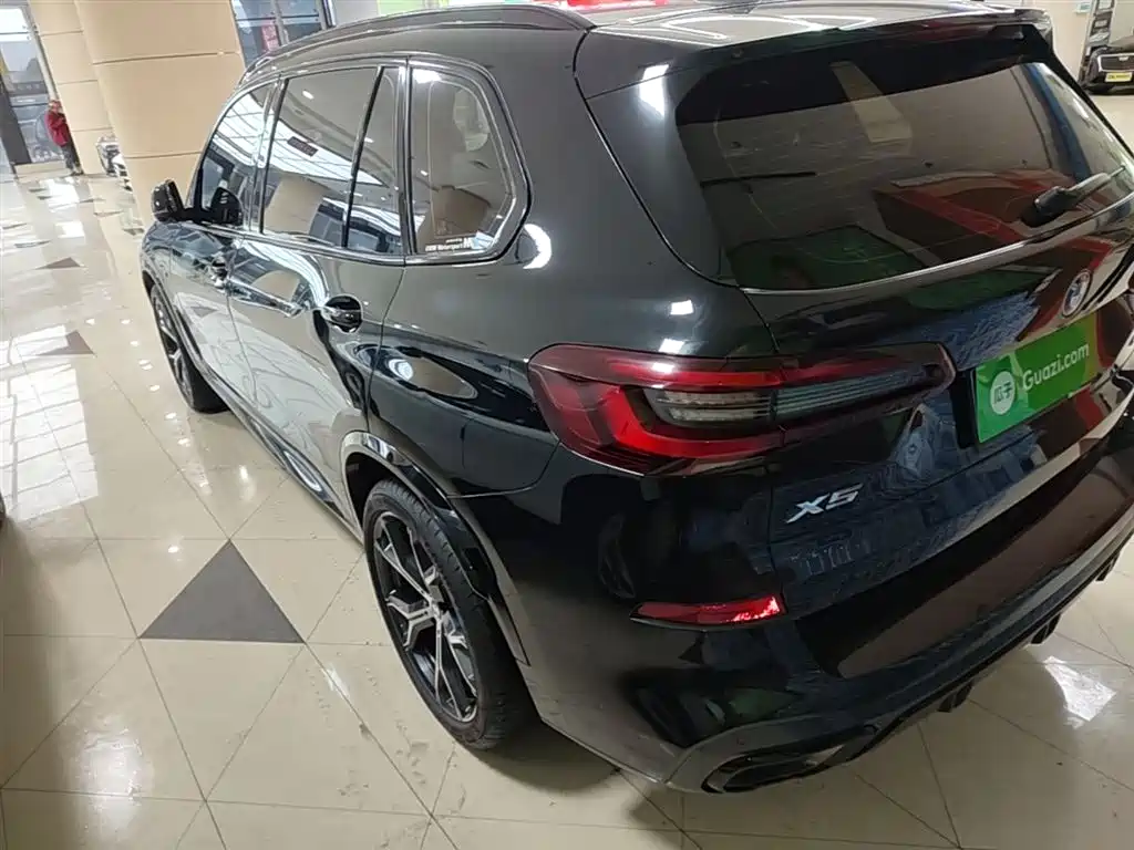 BMW X5 2022 Facelift xDrive 40Li M Sport Package фото 5