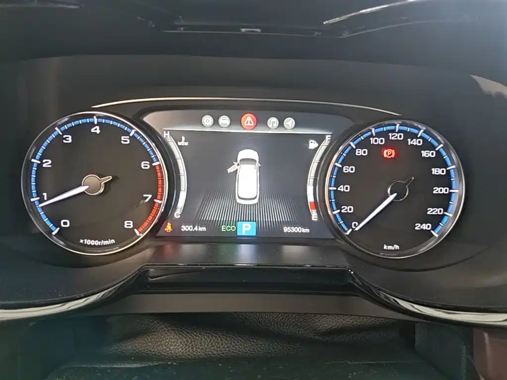 GAC Trumpchi Trumpchi GS8 2017 320T 2WD Luxury Smart Connect (7-seater) фото 12